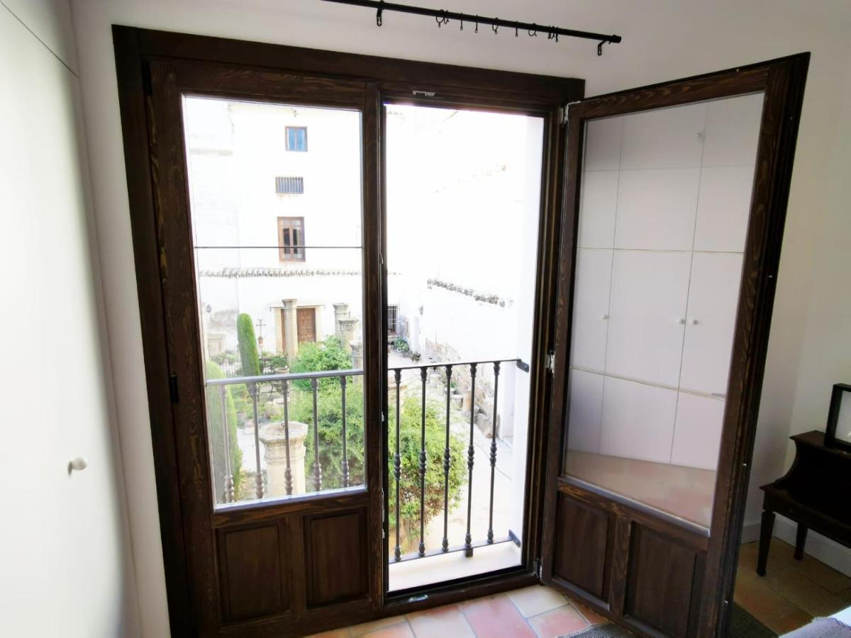 Apartamentos Tres Llaves Palacio De Vela De Los Cobos Úbeda Kültér fotó