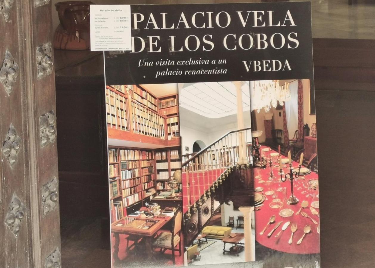 Apartamentos Tres Llaves Palacio De Vela De Los Cobos Úbeda Kültér fotó